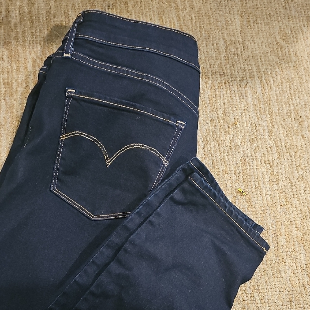 Levi's Black Skinny Jeans Classic Style - Picture 2 of 3